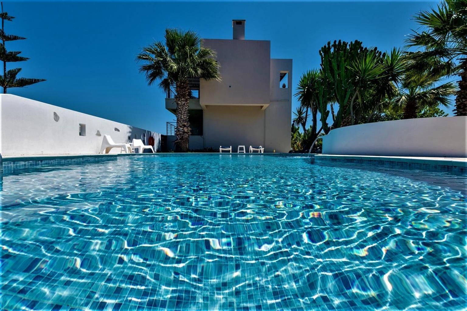 Xenos Villa 2 With A Private Pool,Near The Sea Tigkaki  Ngoại thất bức ảnh